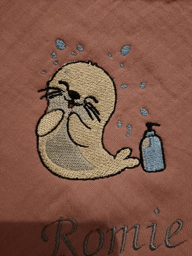 Cape de bain bébé 